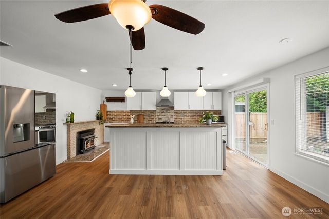 2715 Forest Ridge Drive SE, Auburn, WA 98002