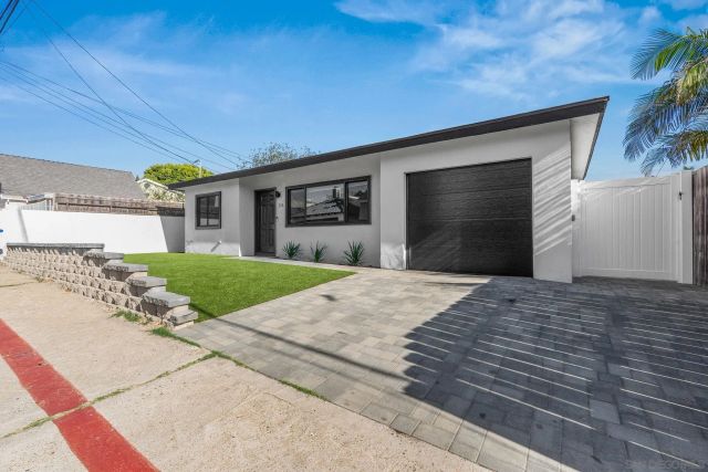326-28 H Ave, Coronado, CA 92118
