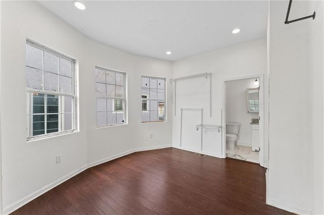 24 S 11th Street, Kansas City, KS 66102