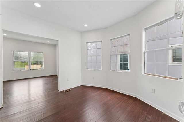 24 S 11th Street, Kansas City, KS 66102