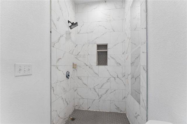 24 S 11th Street, Kansas City, KS 66102