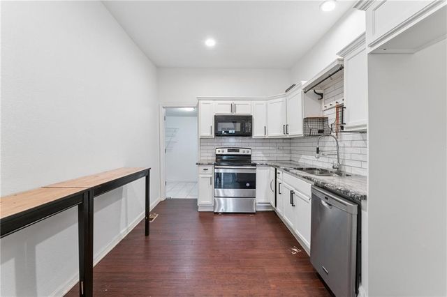 24 S 11th Street, Kansas City, KS 66102