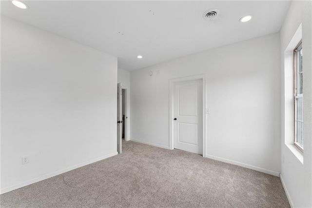24 S 11th Street, Kansas City, KS 66102