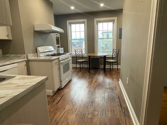 628 East 3rd Street 2, Boston, MA 02127