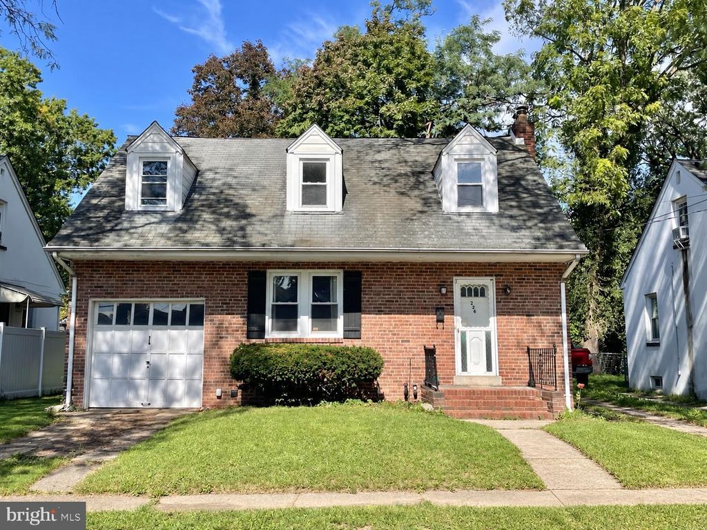 226 COLUMBIA AVE, Trenton, NJ 08618