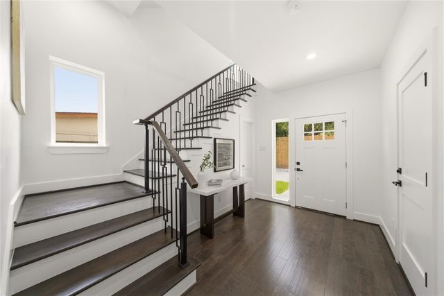 5024 Winnetka Street A, Houston, TX 77021