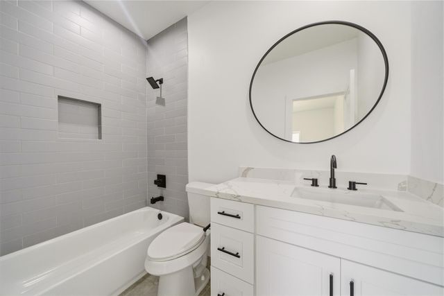 5024 Winnetka Street A, Houston, TX 77021