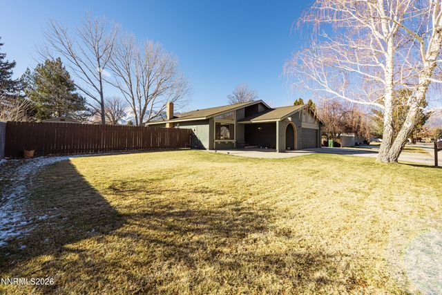 837 Mahogany Drive, Minden, NV 89423