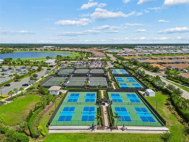 15424 SAN LAZZARO AVENUE, Lakewood Ranch, FL 34211