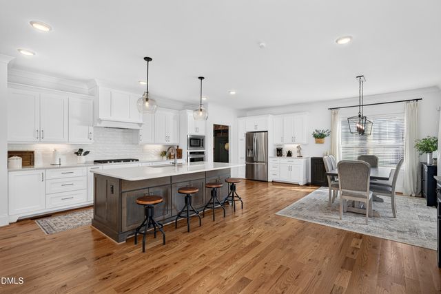 212 Utley Bluffs Drive, Holly Springs, NC 27540
