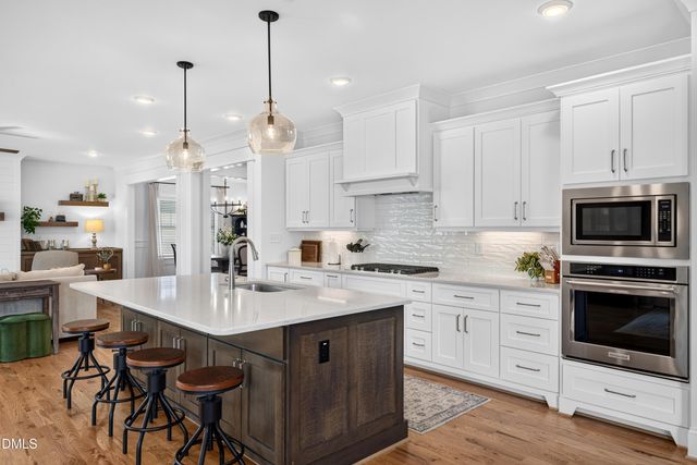212 Utley Bluffs Drive, Holly Springs, NC 27540