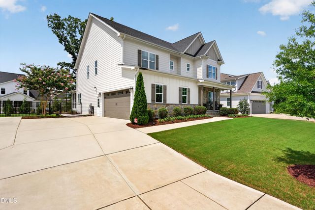 212 Utley Bluffs Drive, Holly Springs, NC 27540