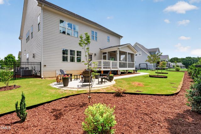 212 Utley Bluffs Drive, Holly Springs, NC 27540