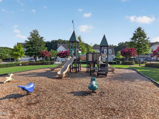 212 Utley Bluffs Drive, Holly Springs, NC 27540