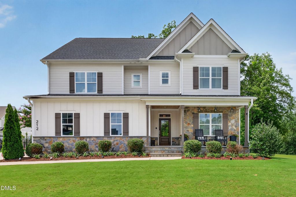 212 Utley Bluffs Drive, Holly Springs, NC 27540