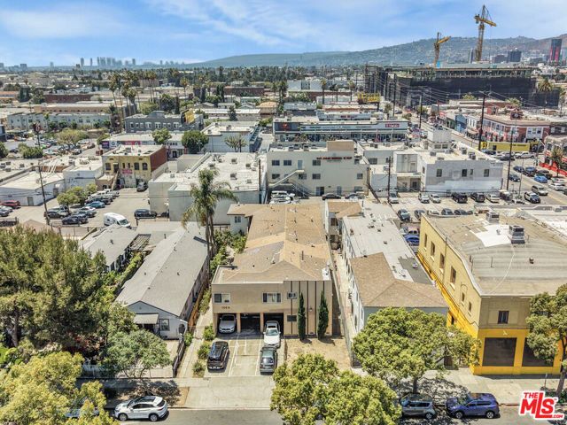 1069 N Oxford Avenue, Los Angeles, CA 90029
