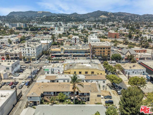 1069 N Oxford Avenue, Los Angeles, CA 90029