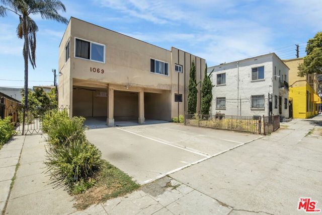 1069 N Oxford Avenue, Los Angeles, CA 90029