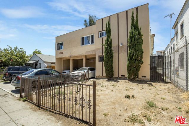 1069 N Oxford Avenue, Los Angeles, CA 90029