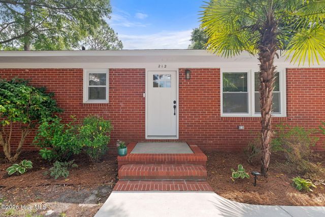 212 Wood Dale Drive, Wilmington, NC 28403