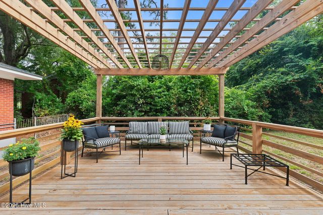 212 Wood Dale Drive, Wilmington, NC 28403