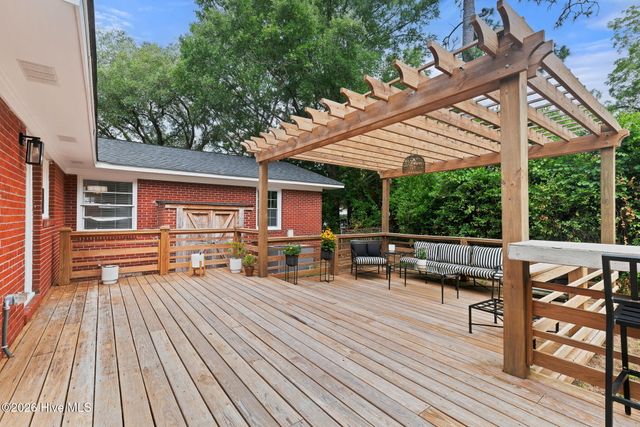 212 Wood Dale Drive, Wilmington, NC 28403