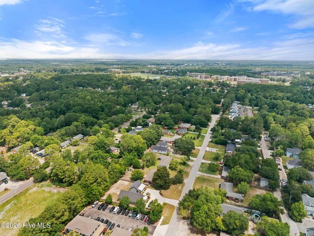 212 Wood Dale Drive, Wilmington, NC 28403