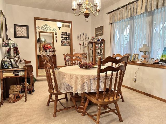 904 Lake Manor Drive, Trenton, MO 64683