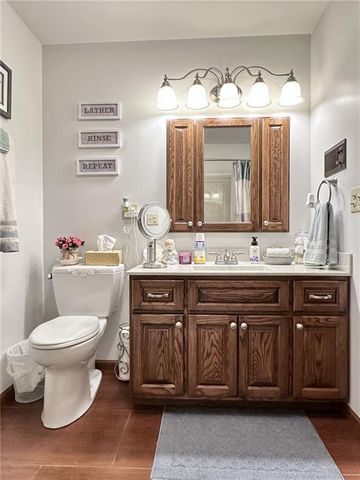 904 Lake Manor Drive, Trenton, MO 64683