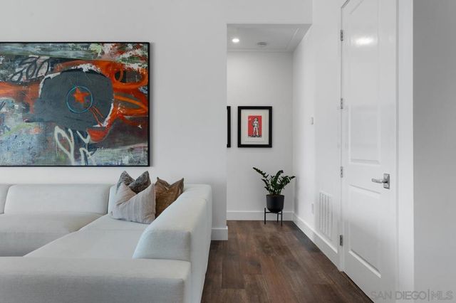 2879 Caminito Merion, La Jolla, CA 92037