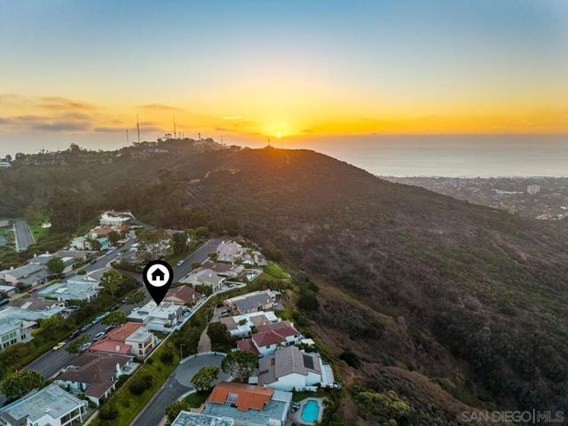 2879 Caminito Merion, La Jolla, CA 92037