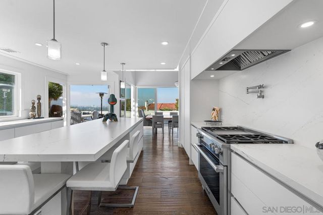 2879 Caminito Merion, La Jolla, CA 92037