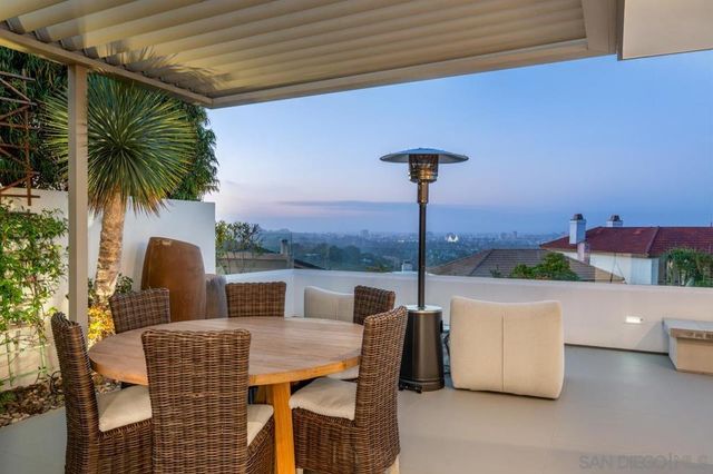 2879 Caminito Merion, La Jolla, CA 92037