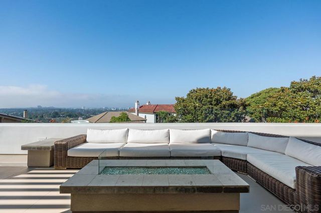 2879 Caminito Merion, La Jolla, CA 92037