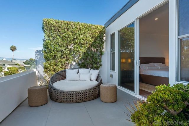 2879 Caminito Merion, La Jolla, CA 92037