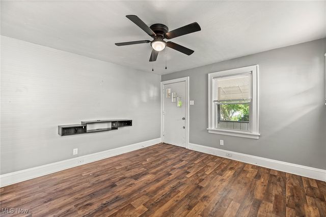 1243 Herberich Avenue, Akron, OH 44301