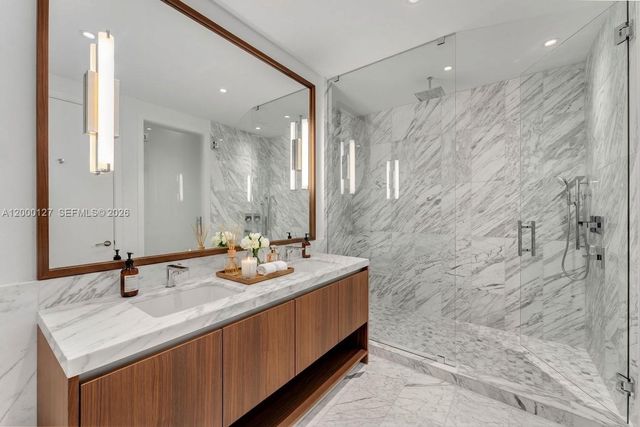 175 SE 25th Road 3602, Miami, FL 33129