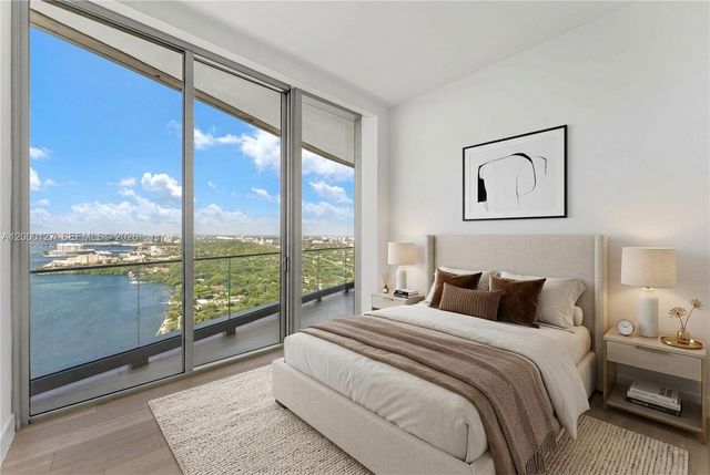 175 SE 25th Road 3602, Miami, FL 33129