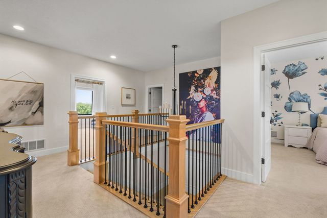 5175 Pigeon Creek Trail, Bettendorf, IA 52722
