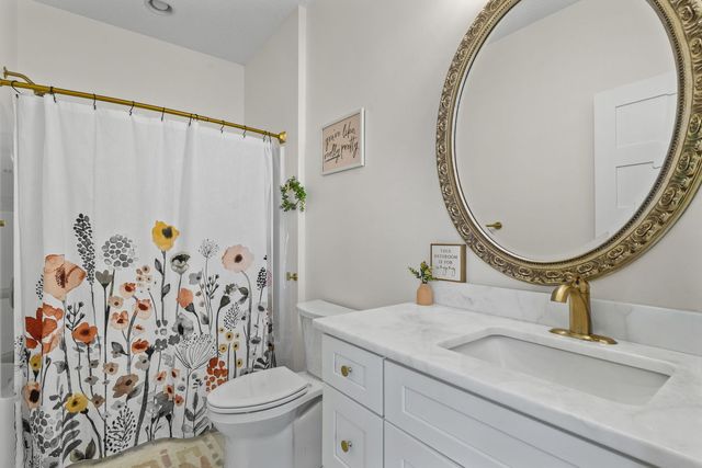 5175 Pigeon Creek Trail, Bettendorf, IA 52722