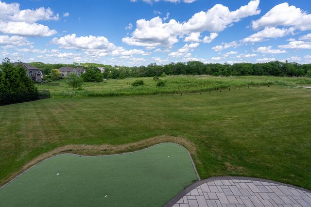 5175 Pigeon Creek Trail, Bettendorf, IA 52722