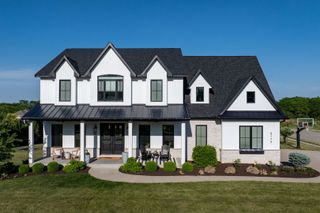 5175 Pigeon Creek Trail, Bettendorf, IA 52722