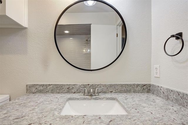 112 Pueblo, Edmond, OK 73013