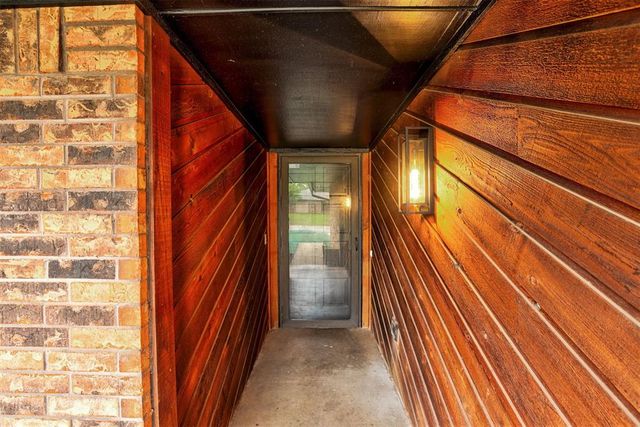 112 Pueblo, Edmond, OK 73013