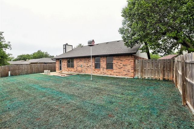 112 Pueblo, Edmond, OK 73013