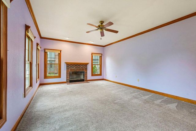 398 Oneida STREET, Delafield, WI 53018