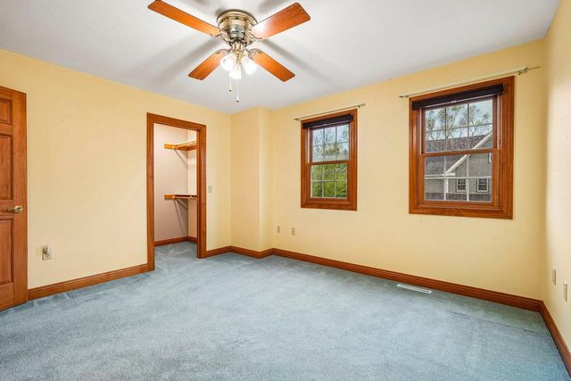398 Oneida STREET, Delafield, WI 53018