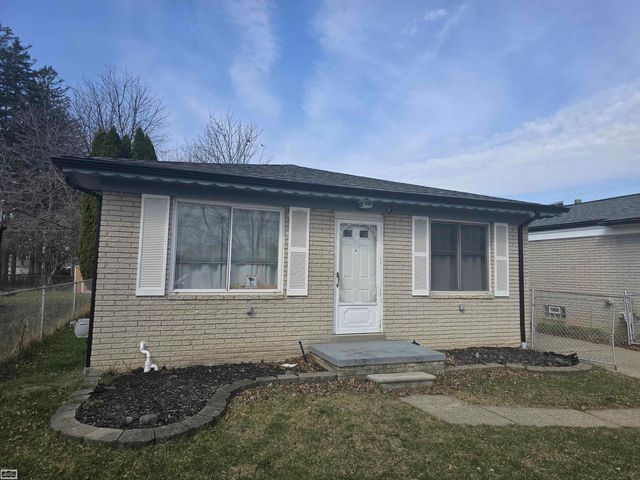 35061 Kirby Street, Clinton Twp, MI 48035