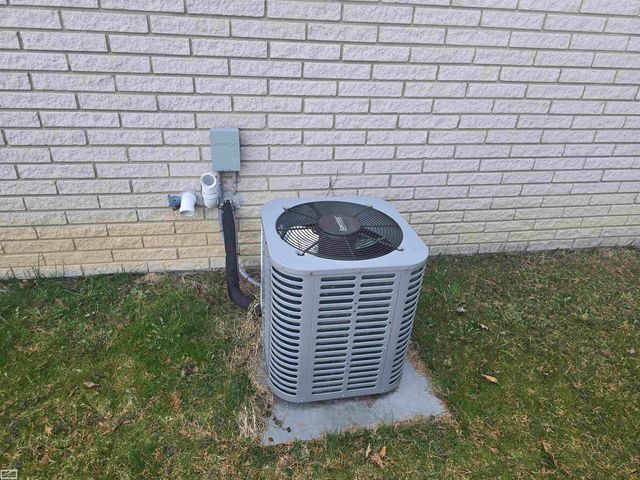 35061 Kirby Street, Clinton Twp, MI 48035