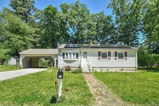 12 Henry Street, Salem, NH 03079